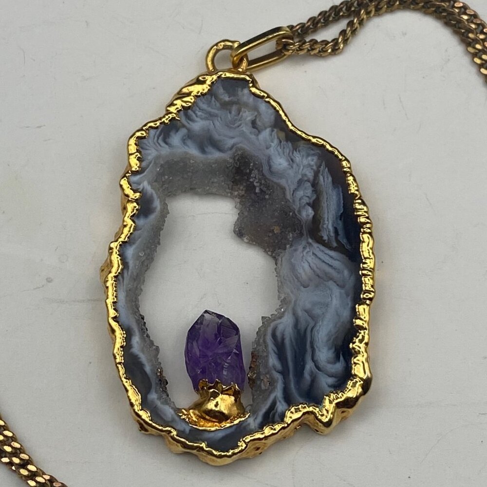 Amethyst Agate Geode Drusy Pendant Necklace Nickel Free Gold Tone 24" Chain - Picture 2 of 6